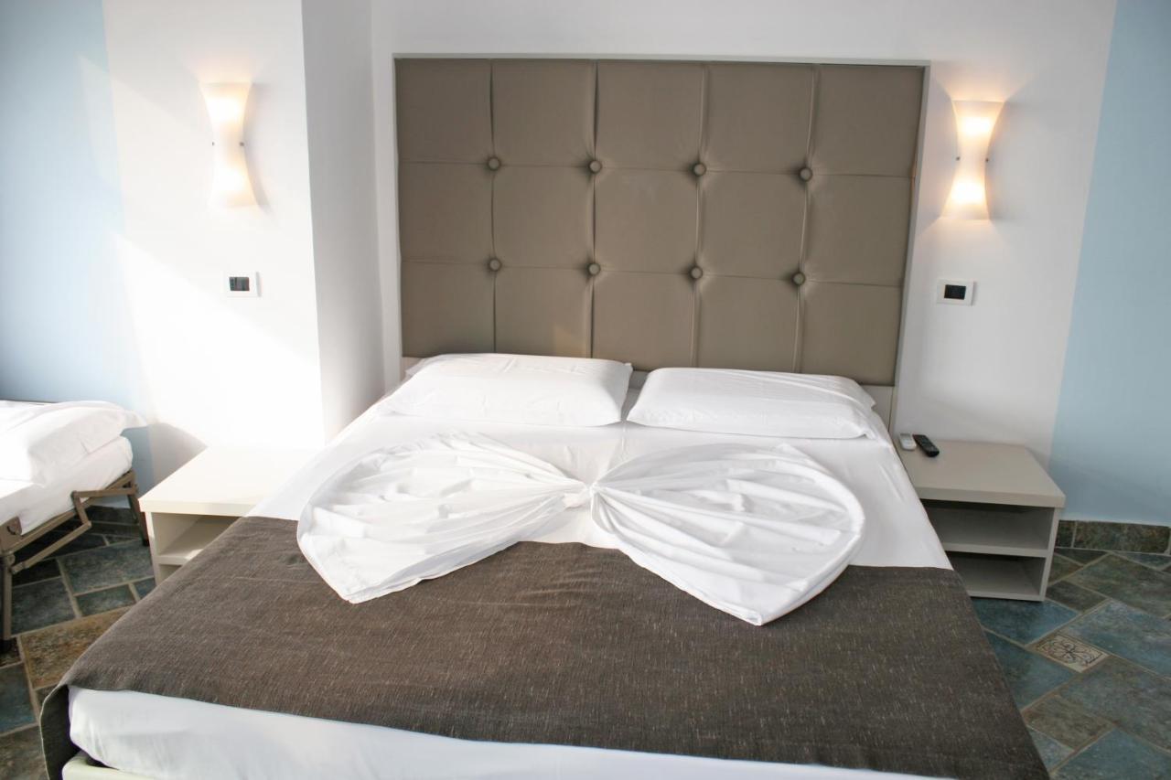 Bb Oasis Bed & Breakfast Шила Екстериор снимка