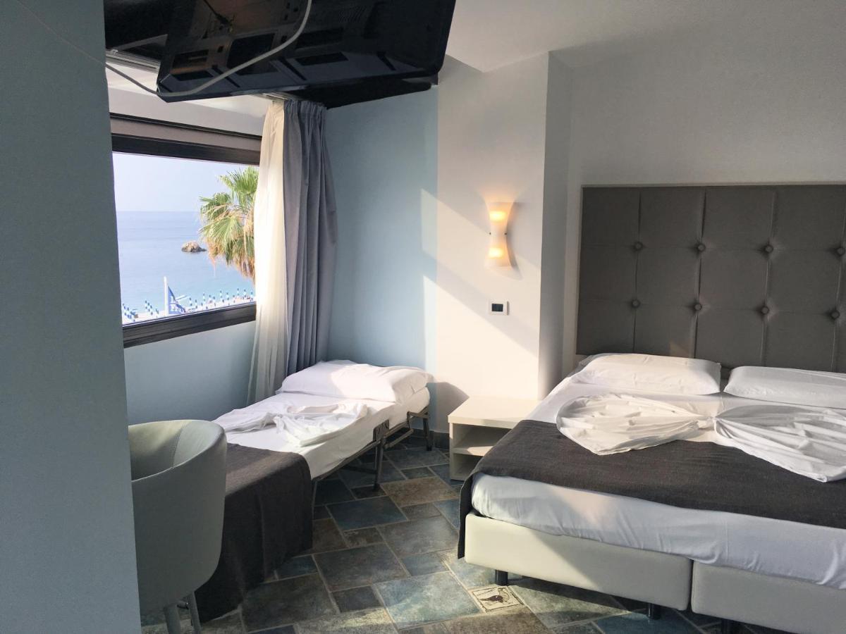 Bb Oasis Bed & Breakfast Шила Екстериор снимка